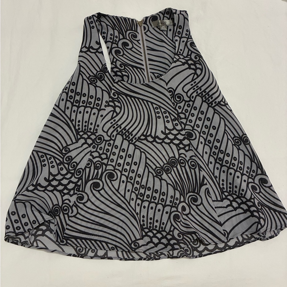 Black White Geometric Print Sleeveless Zip Top Size S Going Out